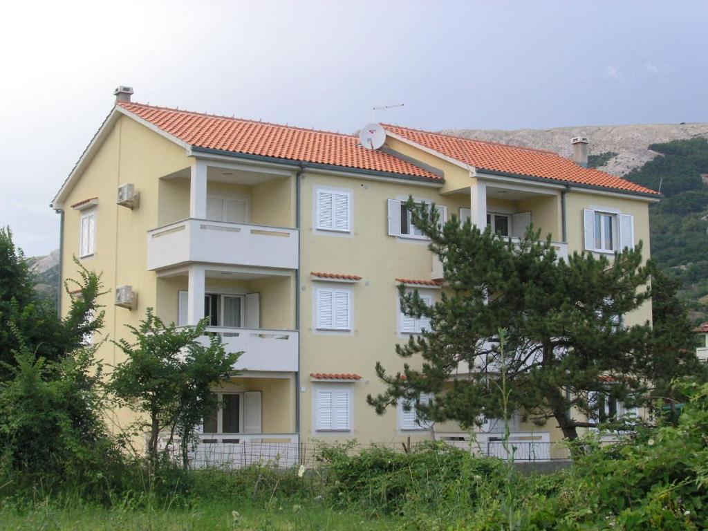 Apartments Biljana For Relaxing Holidays In Baska Exterior photo